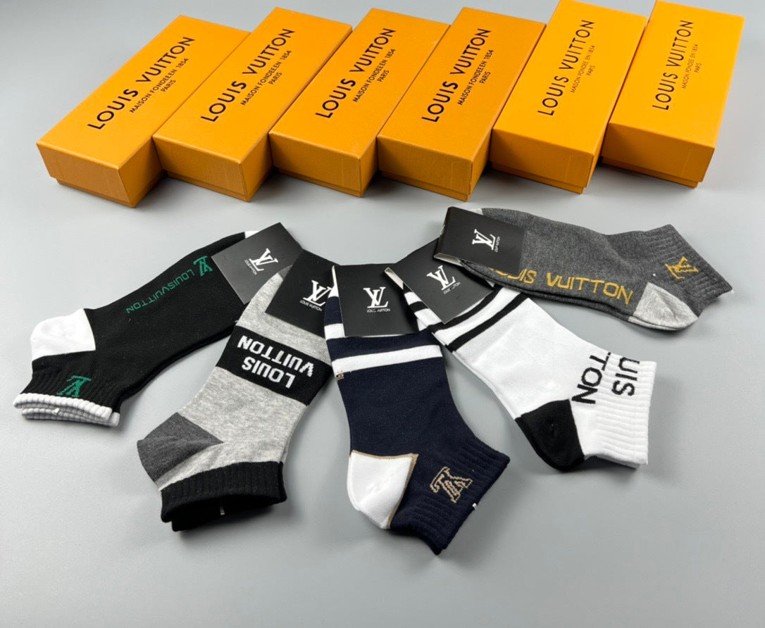Louis Vuitton Socks（One pair of each style)