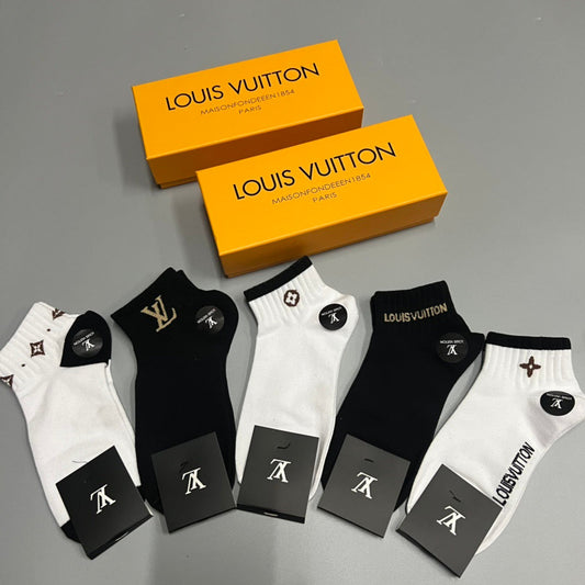 Louis Vuitton Socks（One pair of each style)